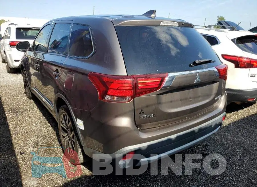 JA4AD3A33JZ010712 Photo# 2