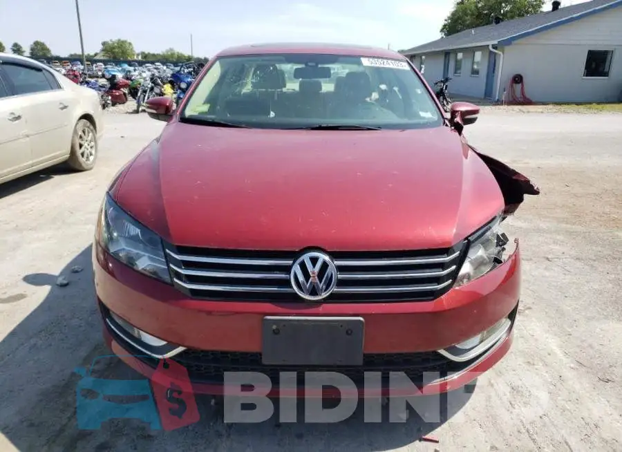 1VWBS7A32FC104384 Photo# 5