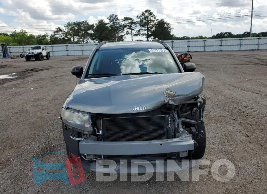1C4NJCBA3ED587157 Photo# 5