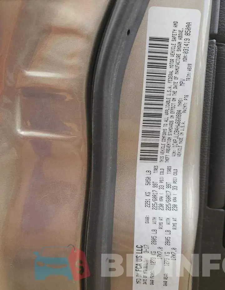 1C4PJLCB4HW660884 Photo# 12
