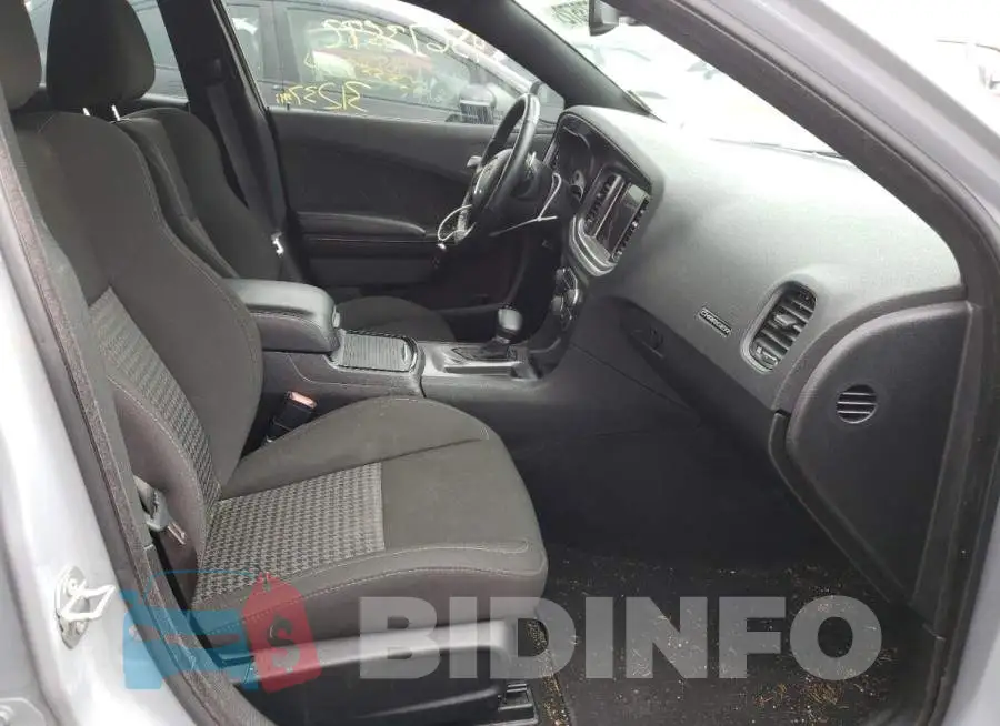 2C3CDXCT5MH566225 Photo# 5