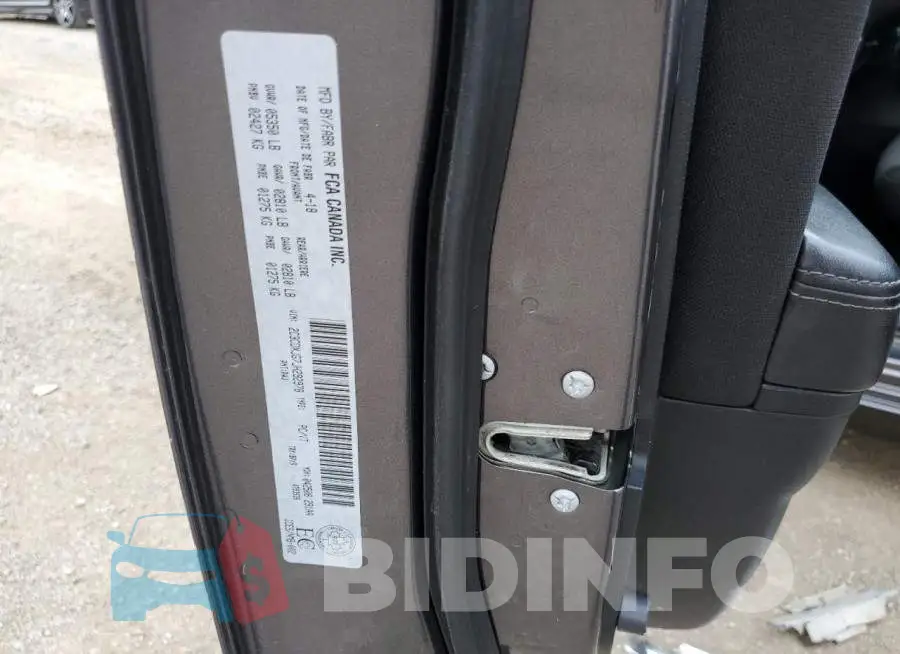 2C3CDXJG7JH292978 Photo# 12