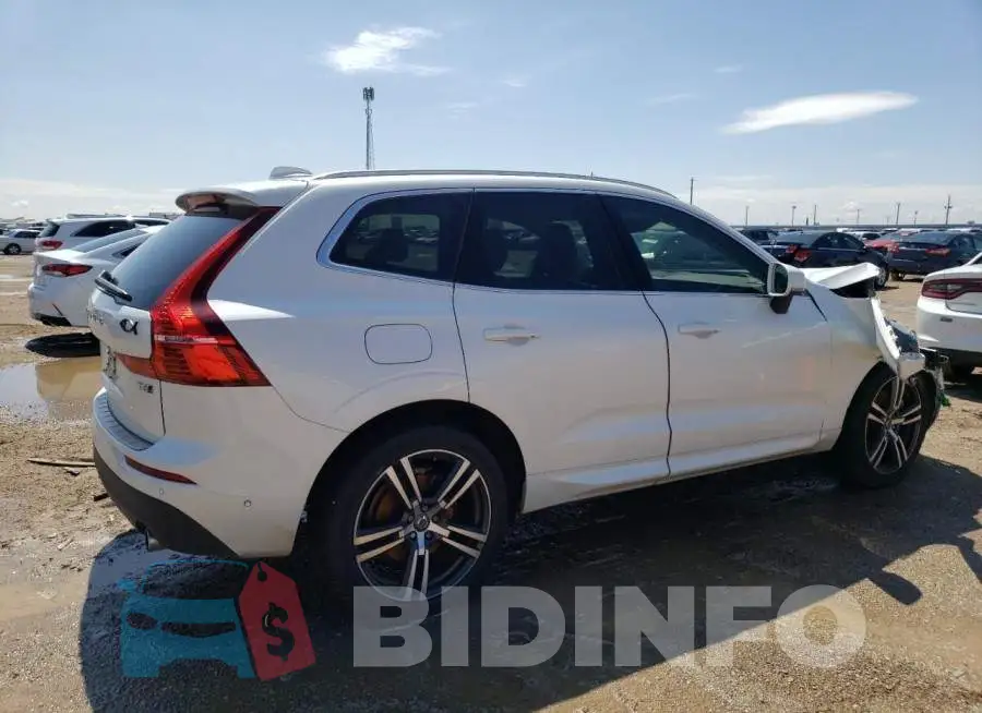 LYVA22RK8JB117666 Photo# 3