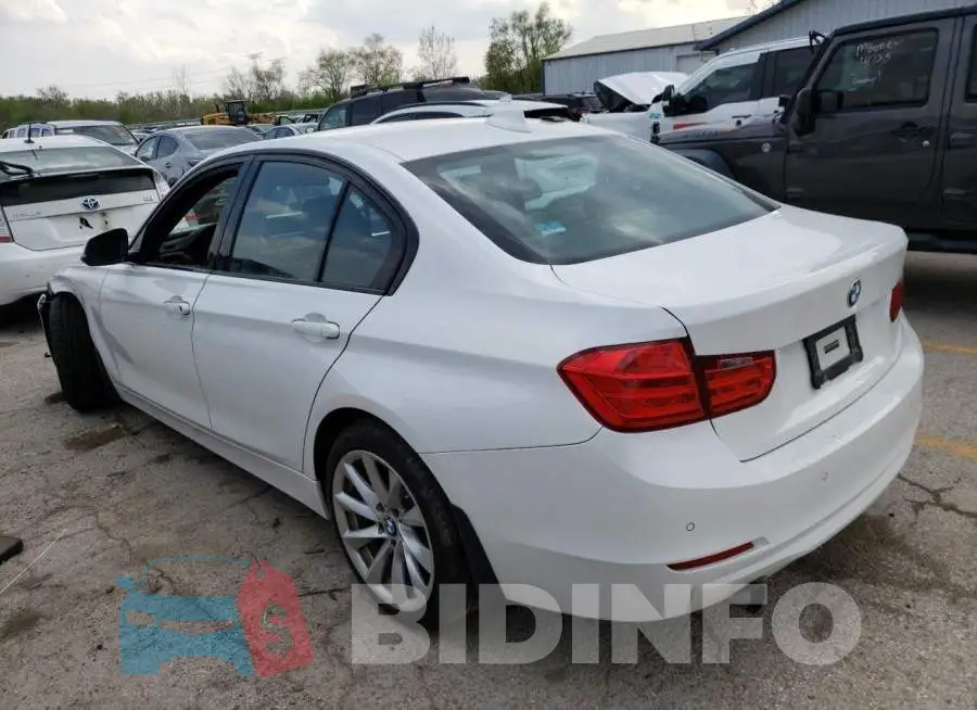 WBA3C3G53FNT51551 Photo# 2