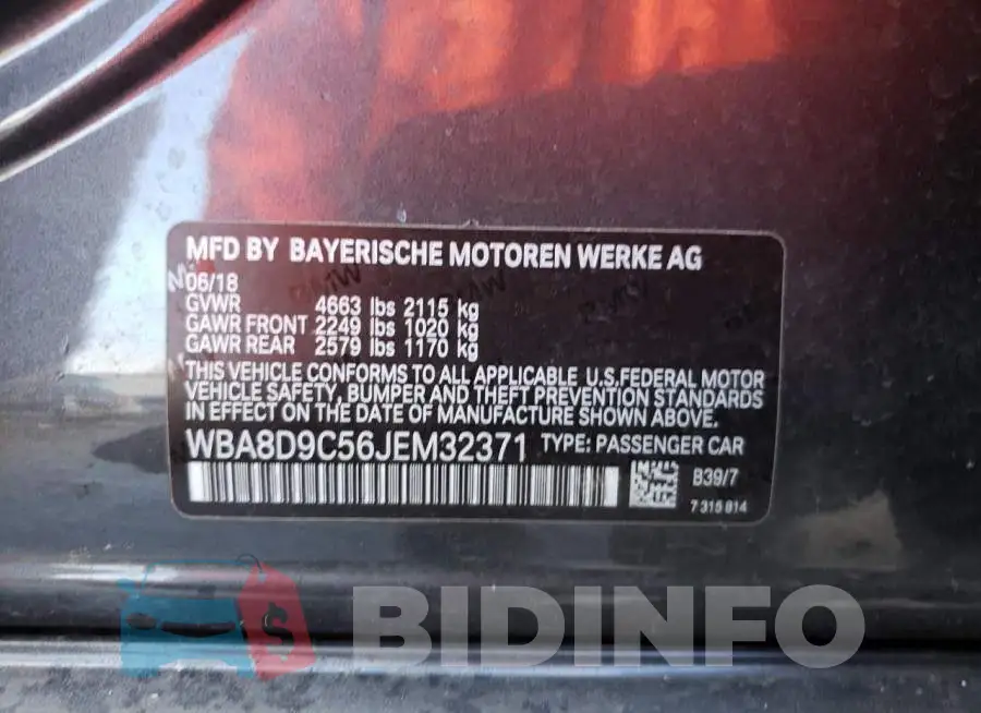 WBA8D9C56JEM32371 Photo# 12