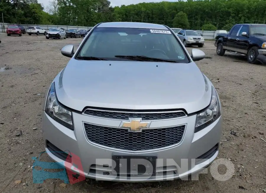 1G1PC5SB6E7328774 Photo# 5