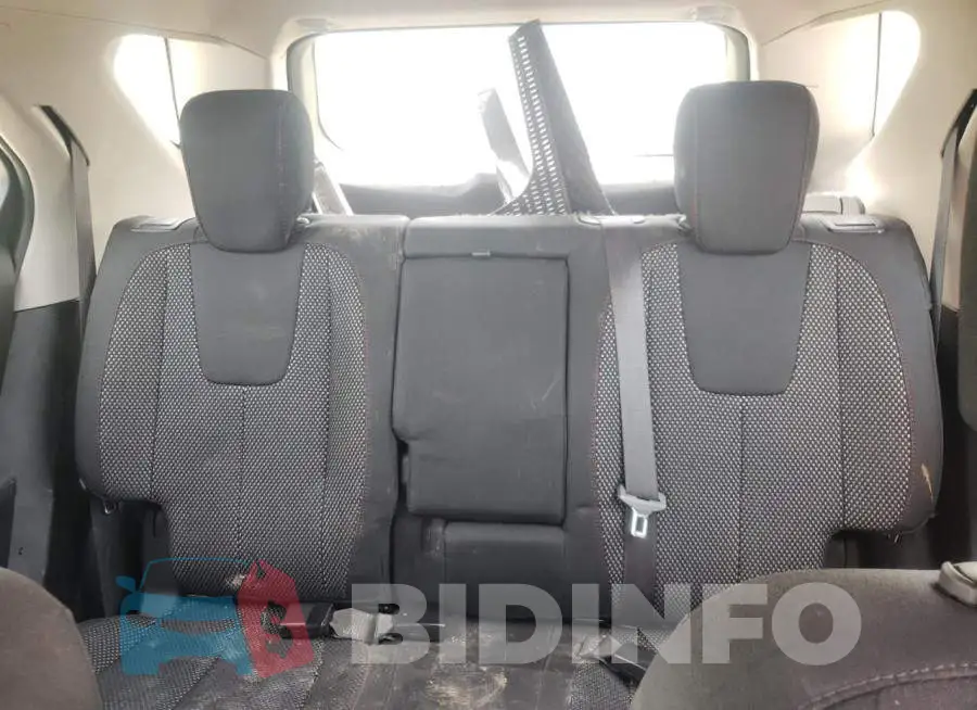 2GNFLEEK1G6241552 Photo# 10