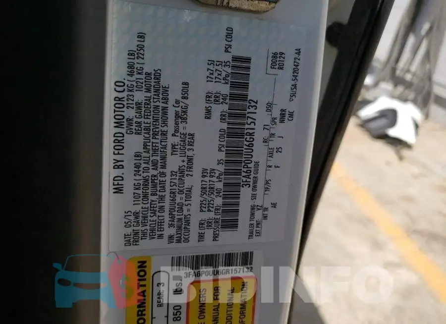 3FA6P0UU6GR157132 Photo# 12