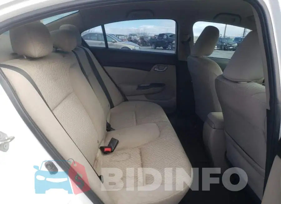 19XFB2F57EE060536 Photo# 10