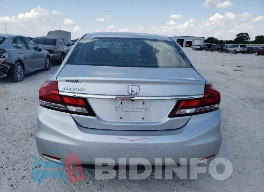 19XFB2F57EE225503 Photo# 6