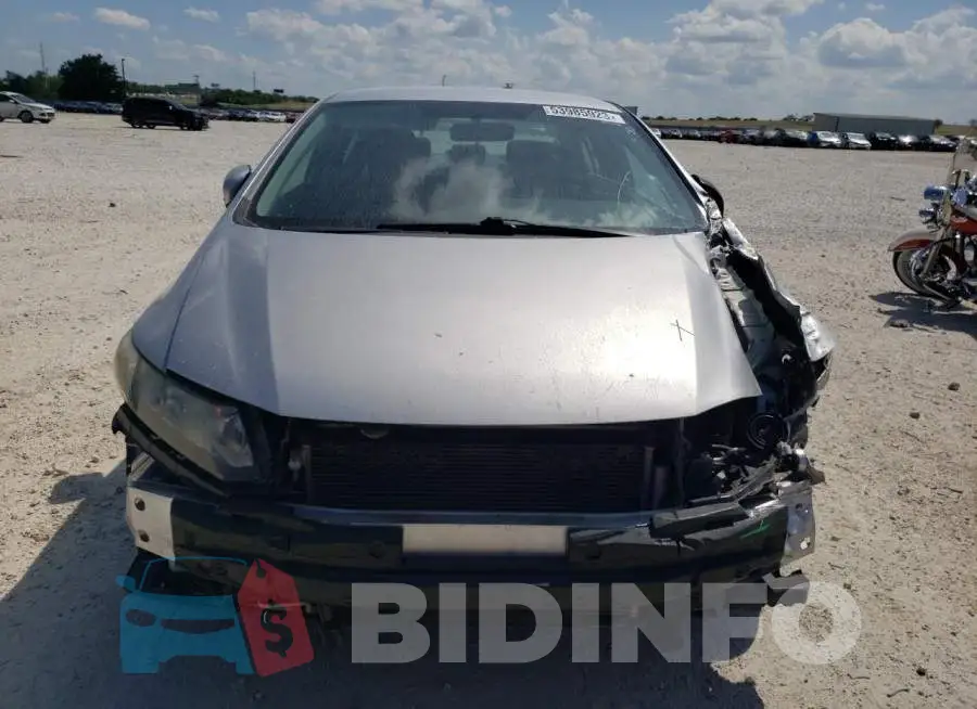 19XFB2F57EE225503 Photo# 5