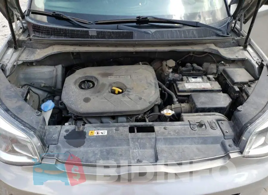KNDJP3A5XJ7535387 Photo# 12