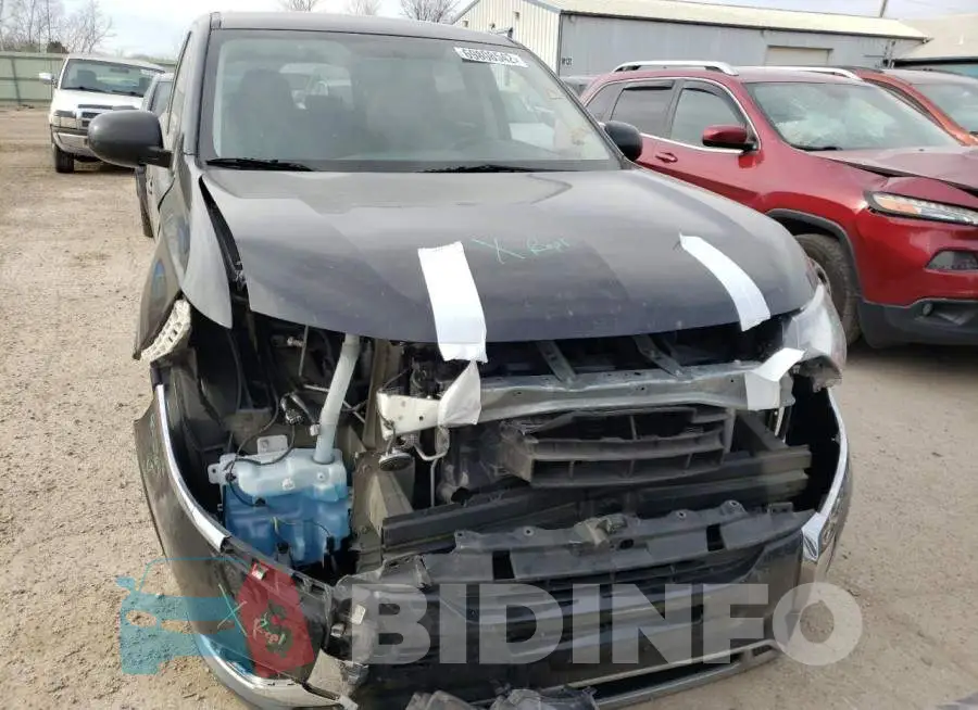 JA4AD2A37KZ055065 Photo# 5