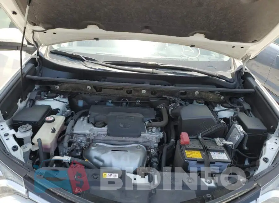 JTMWFREV1JJ201953 Photo# 11