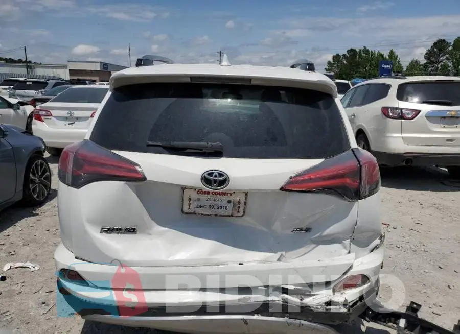 JTMWFREV1JJ201953 Photo# 6