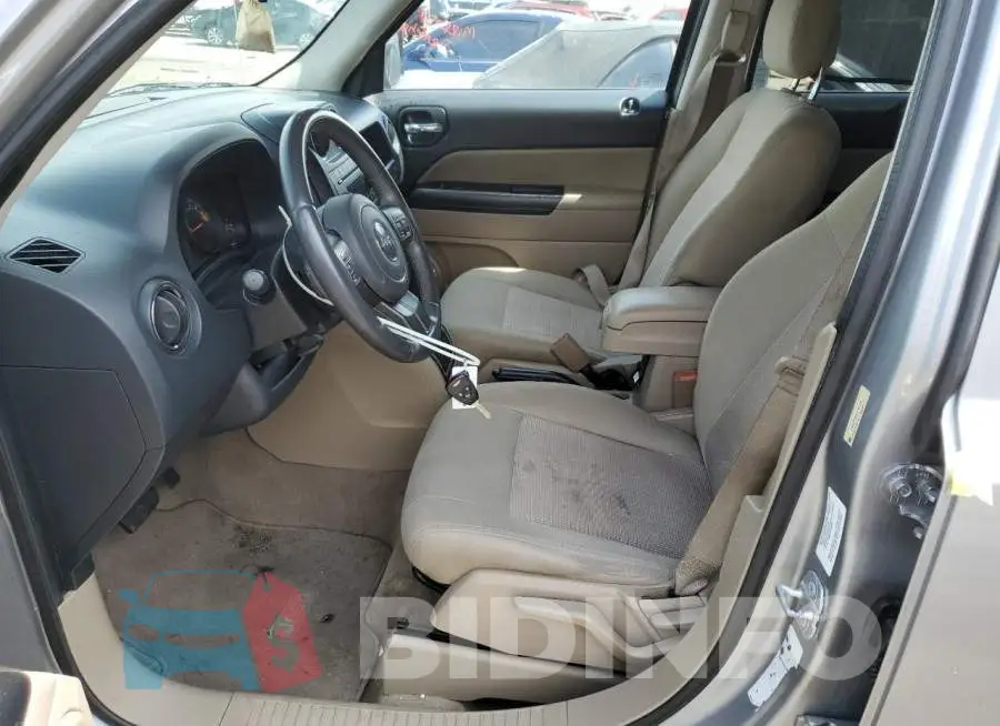 1C4NJRFBXED762218 Photo# 7