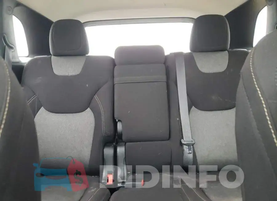 1C4PJLCXXJD576985 Photo# 10