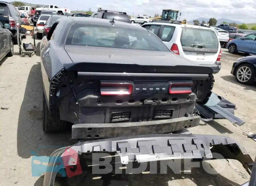 2C3CDZFJ0GH332083 Photo# 6