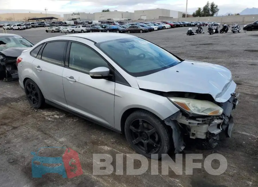 1FADP3F2XEL442027 Photo# 4