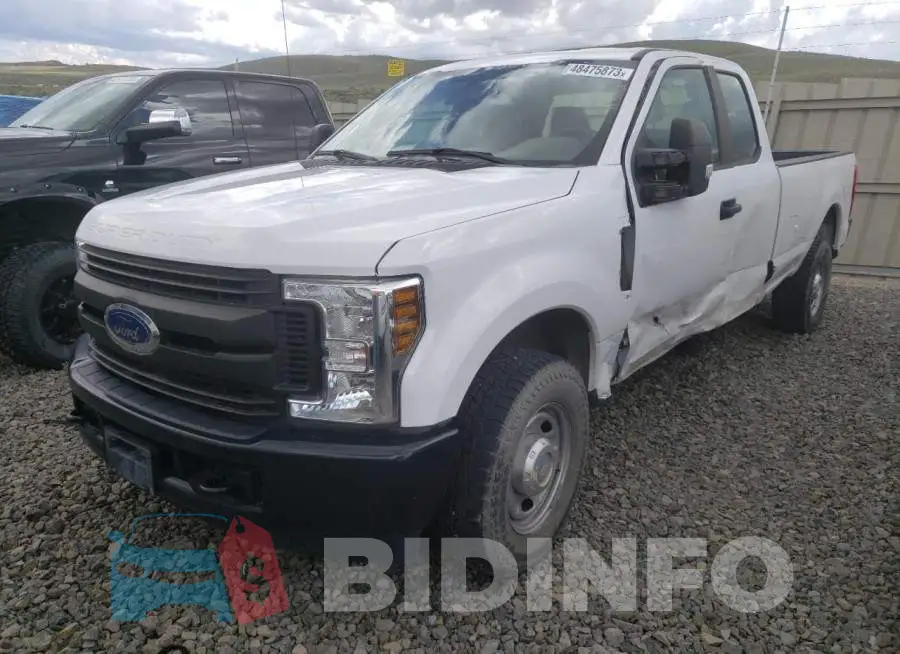 1FT7X2A69KEE57114 Photo# 1