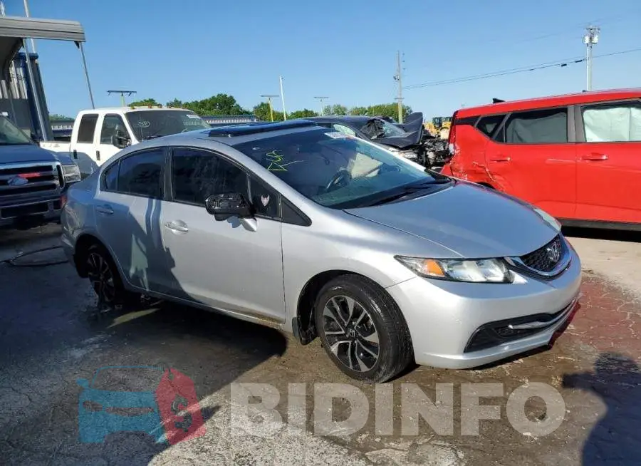 19XFB2F81EE047582 Photo# 4