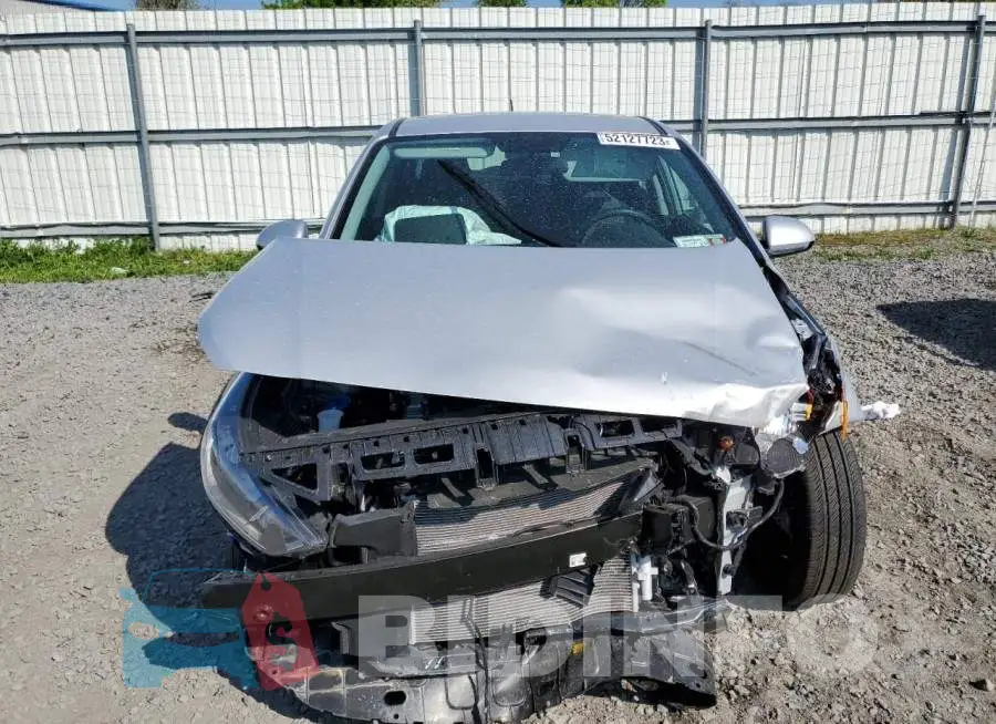 3KPC24A69NE168462 Photo# 5