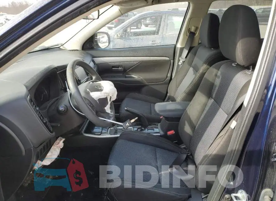 JA4AD2A35JZ048873 Photo# 7