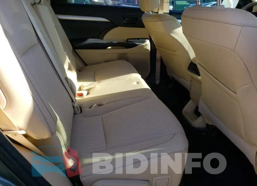 5TDZKRFH1GS185914 Photo# 10