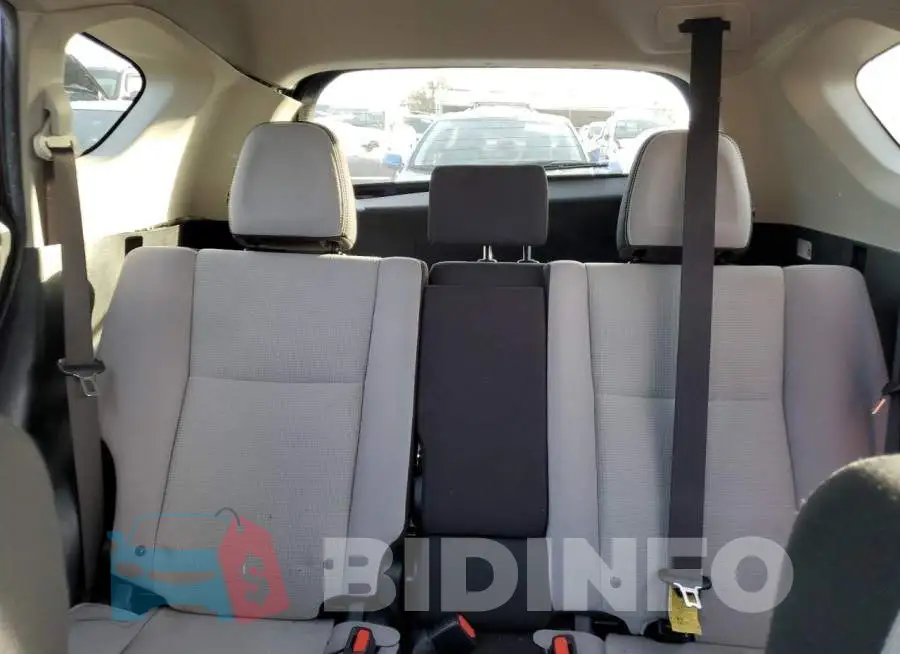 JTMWFREV6HD100982 Photo# 10