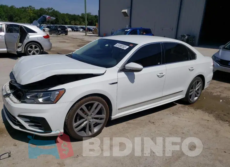1VWDT7A3XHC037610 Photo# 1