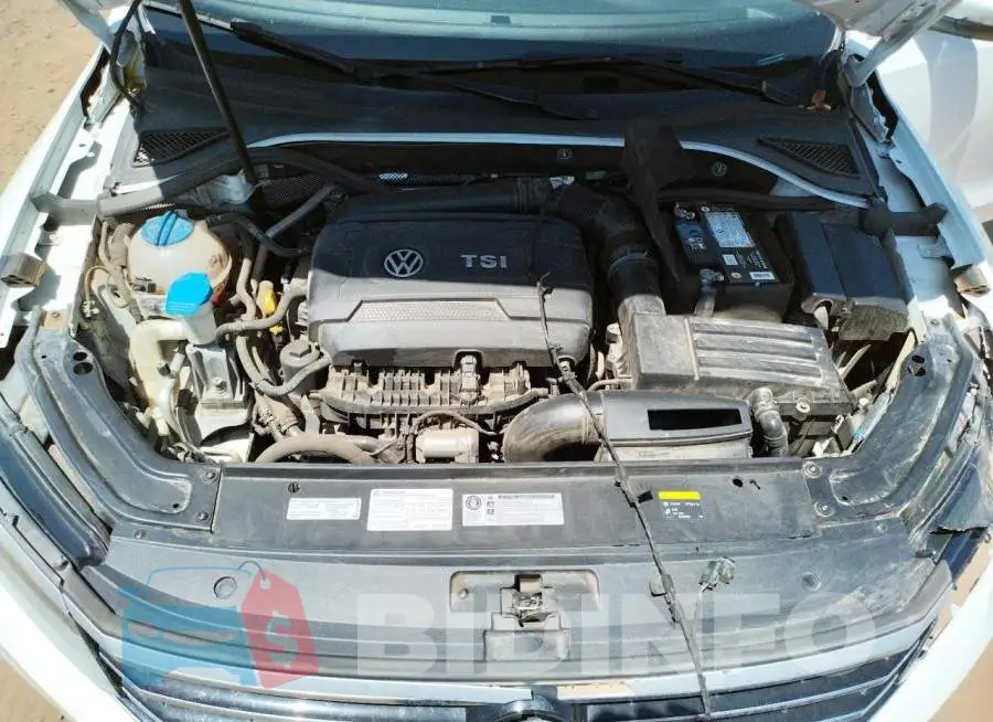 1VWGT7A31HC028257 Photo# 11