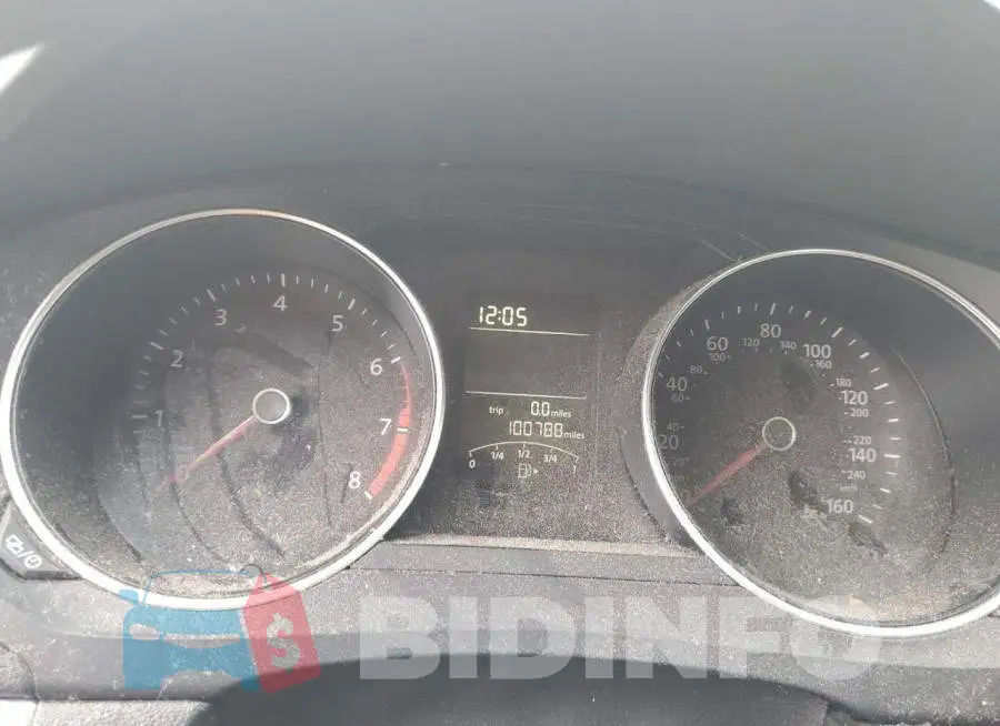 3VW2B7AJ4HM275458 Photo# 9