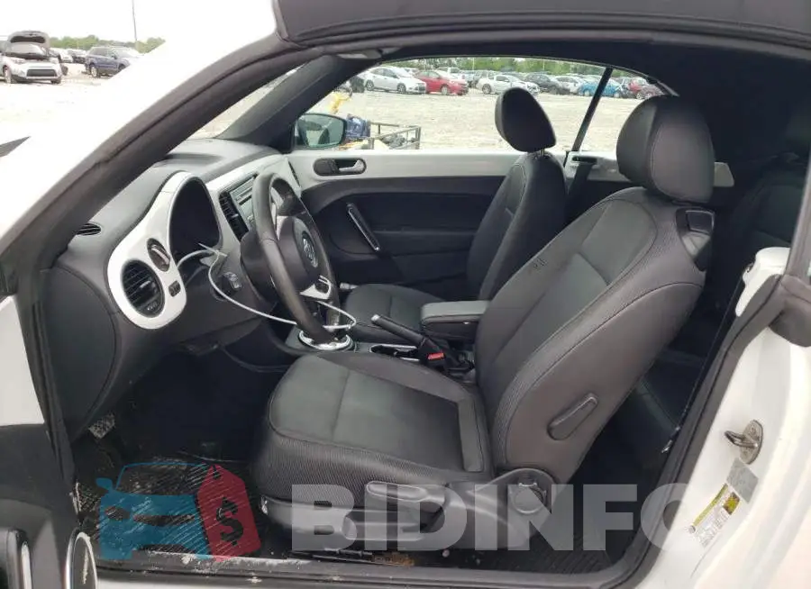 3VW507AT1FM802020 Photo# 7