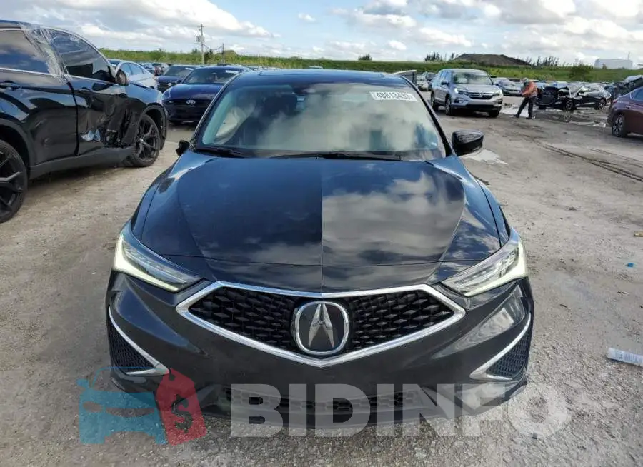 19UDE2F78MA010795 Photo# 5