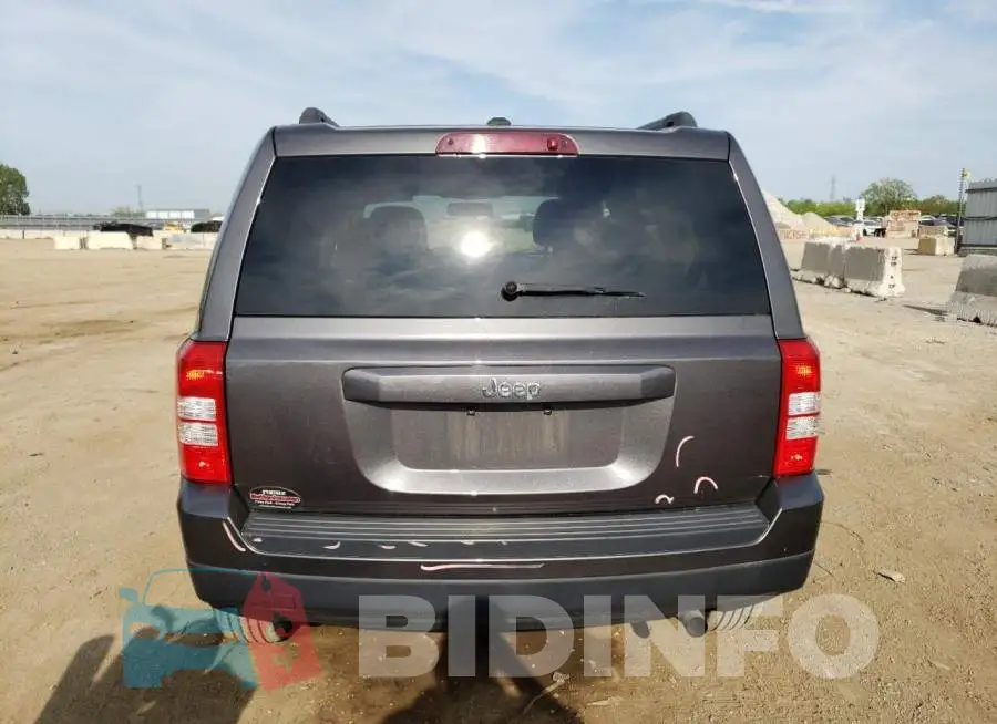 1C4NJPBB7GD808455 Photo# 6