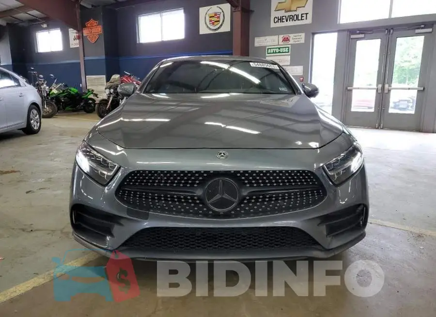 WDD2J5JB0KA035093 Photo# 5