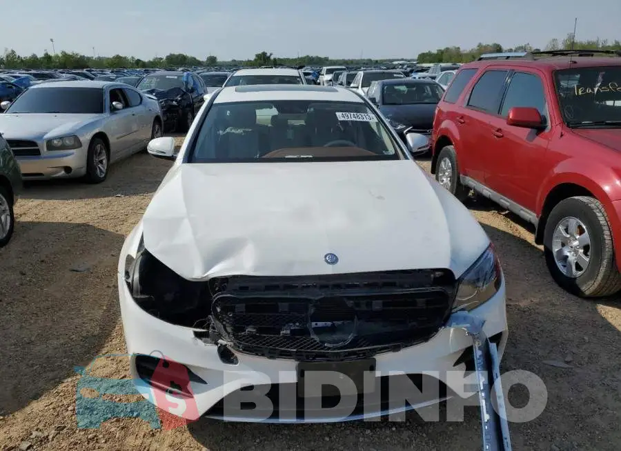 WDDZF4KB1HA210372 Photo# 5
