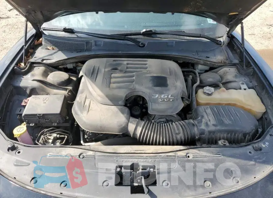 2C3CDXBG8FH771402 Photo# 11