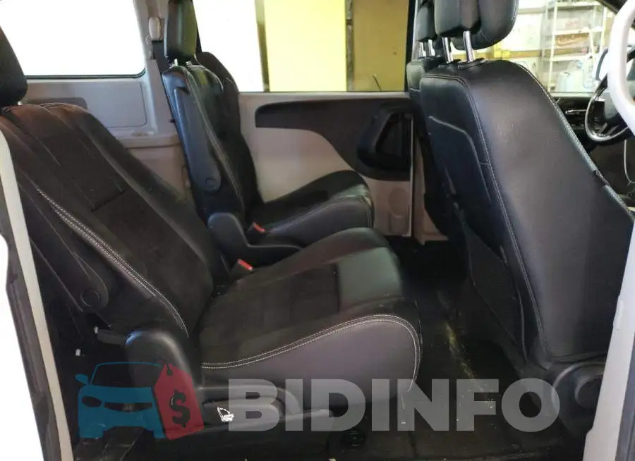 2C4RDGCGXLR194995 Photo# 11