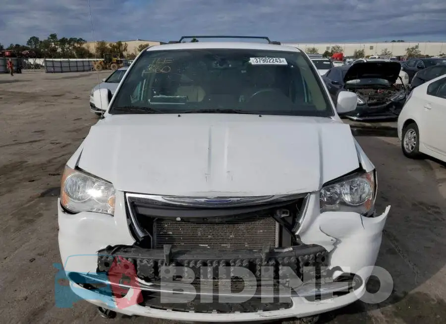 2C4RC1BG9GR305866 Photo# 5