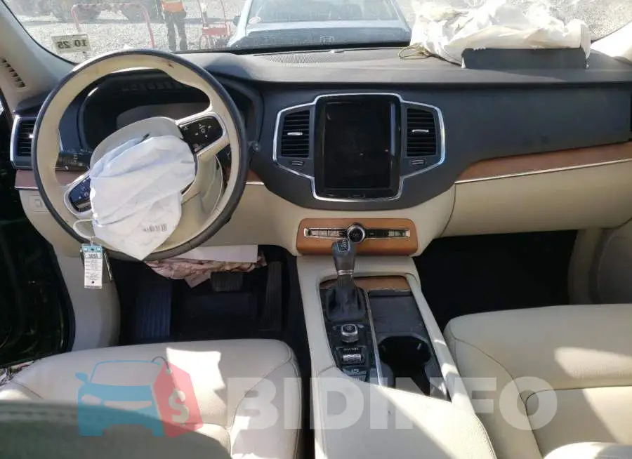 YV4A22PK0M1678567 Photo# 8