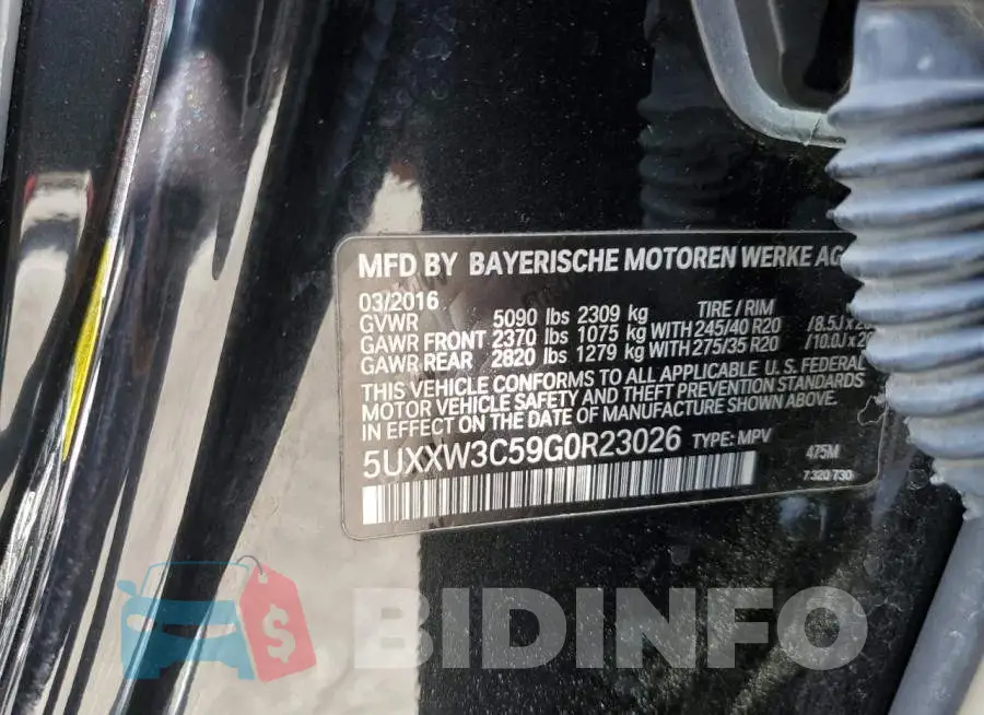 5UXXW3C59G0R23026 Photo# 13