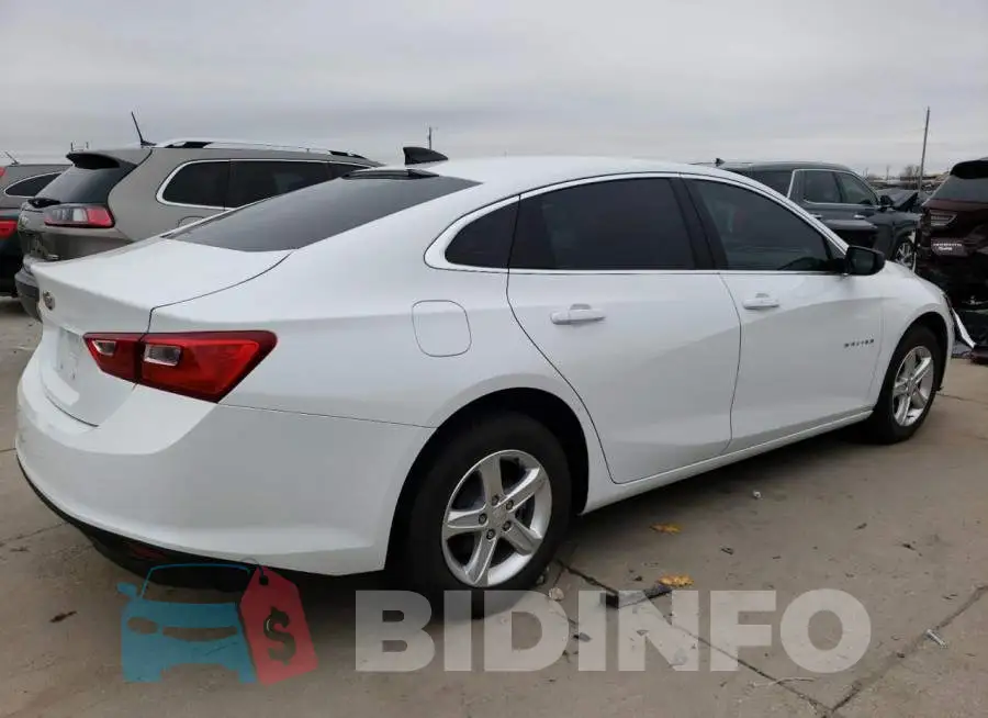 1G1ZB5ST4NF215724 Photo# 3