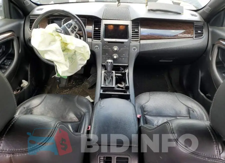1FAHP2F8XGG112206 Photo# 8