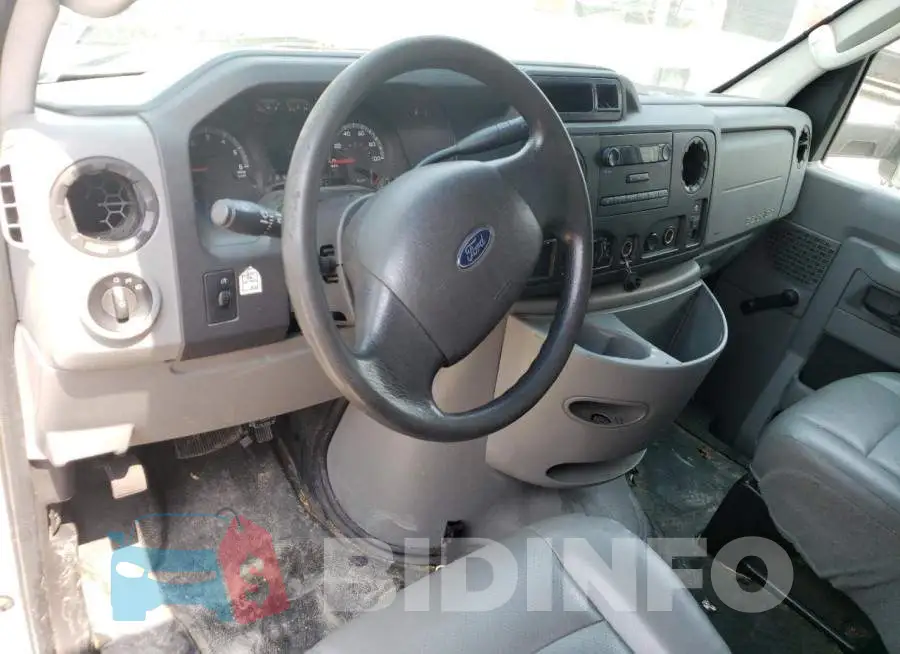1FDWE3FL1FDA25842 Photo# 8