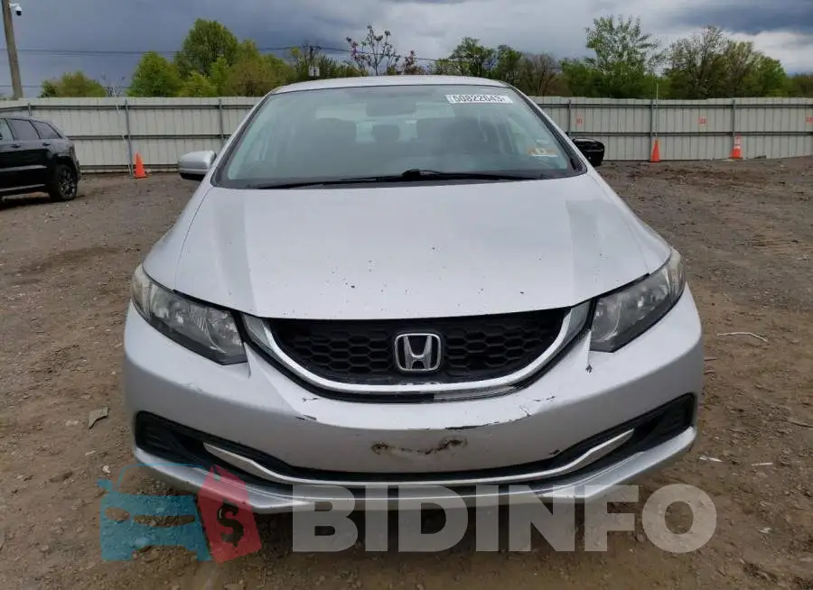 19XFB2F51FE242475 Photo# 5