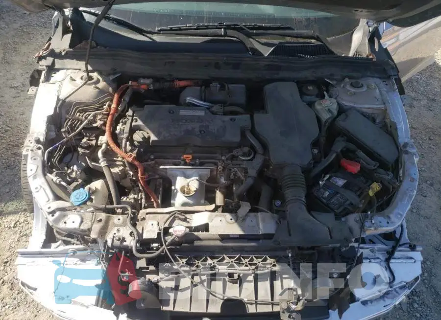 1HGCV3F40KA005773 Photo# 11