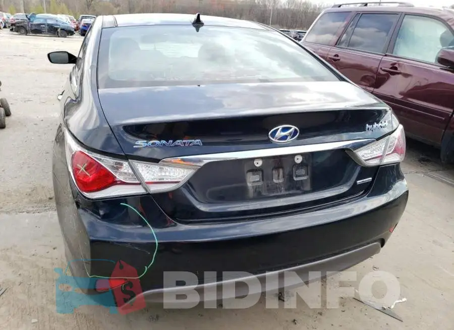 KMHEC4A40FA124693 Photo# 6