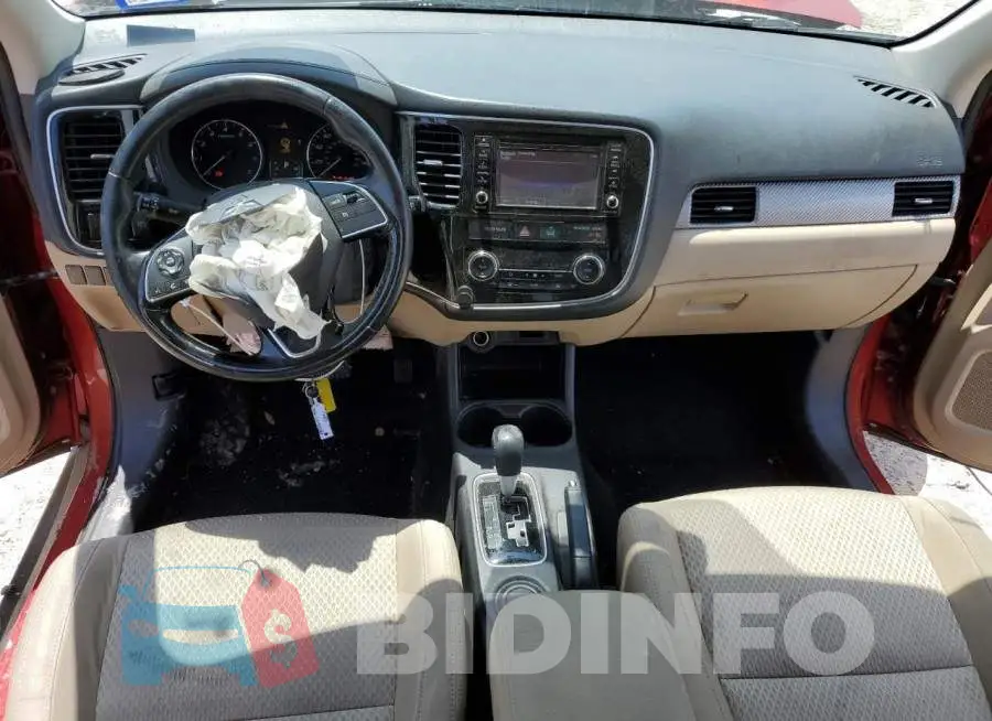 JA4AD3A38GZ014201 Photo# 8