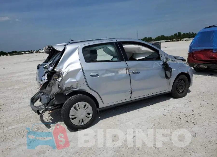 ML32A3HJ8HH018816 Photo# 3